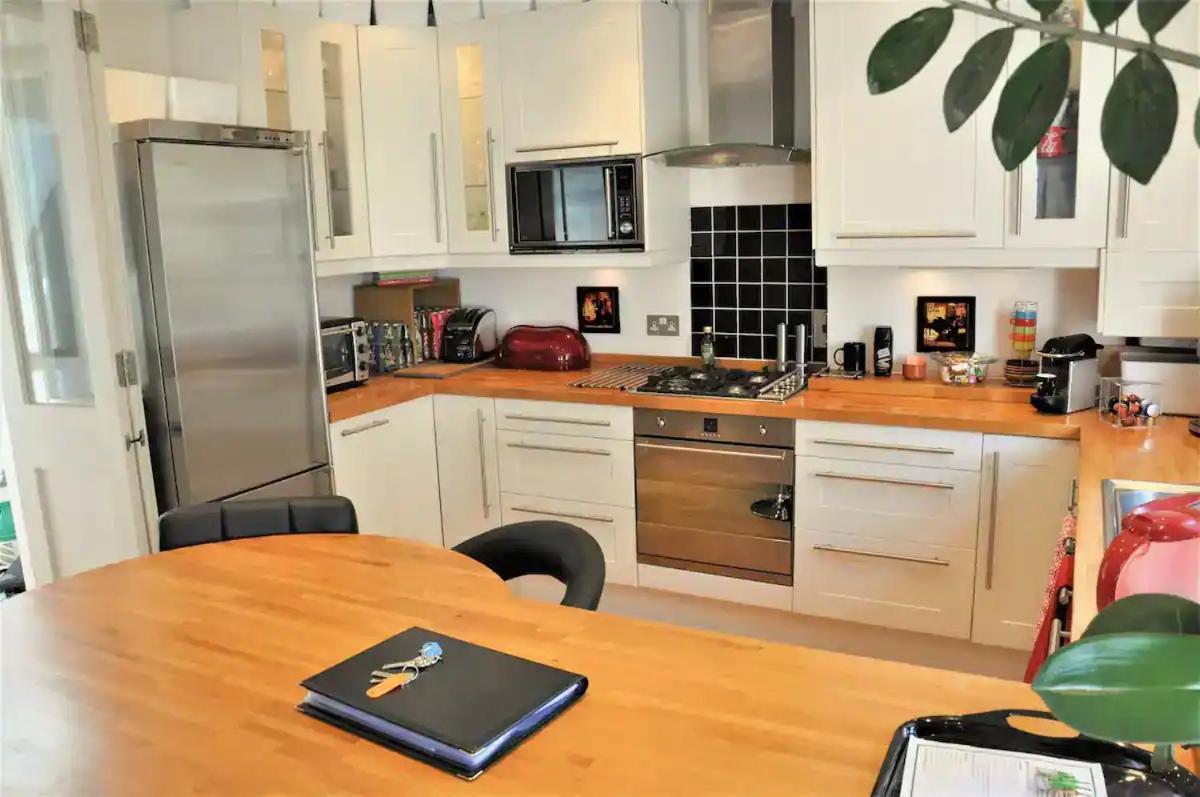 Sunny 2 Bedroom, 2 Bathroom Apartment With Roof Terrace ลอนดอน ภายนอก รูปภาพ